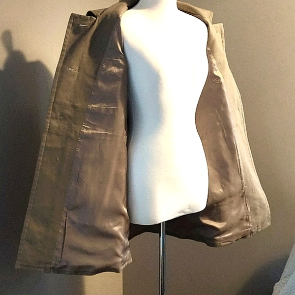 Kristian Alfonso NWOT's Women's Peacoat with Gold Button Accents Sz Med - Picture 7 of 9